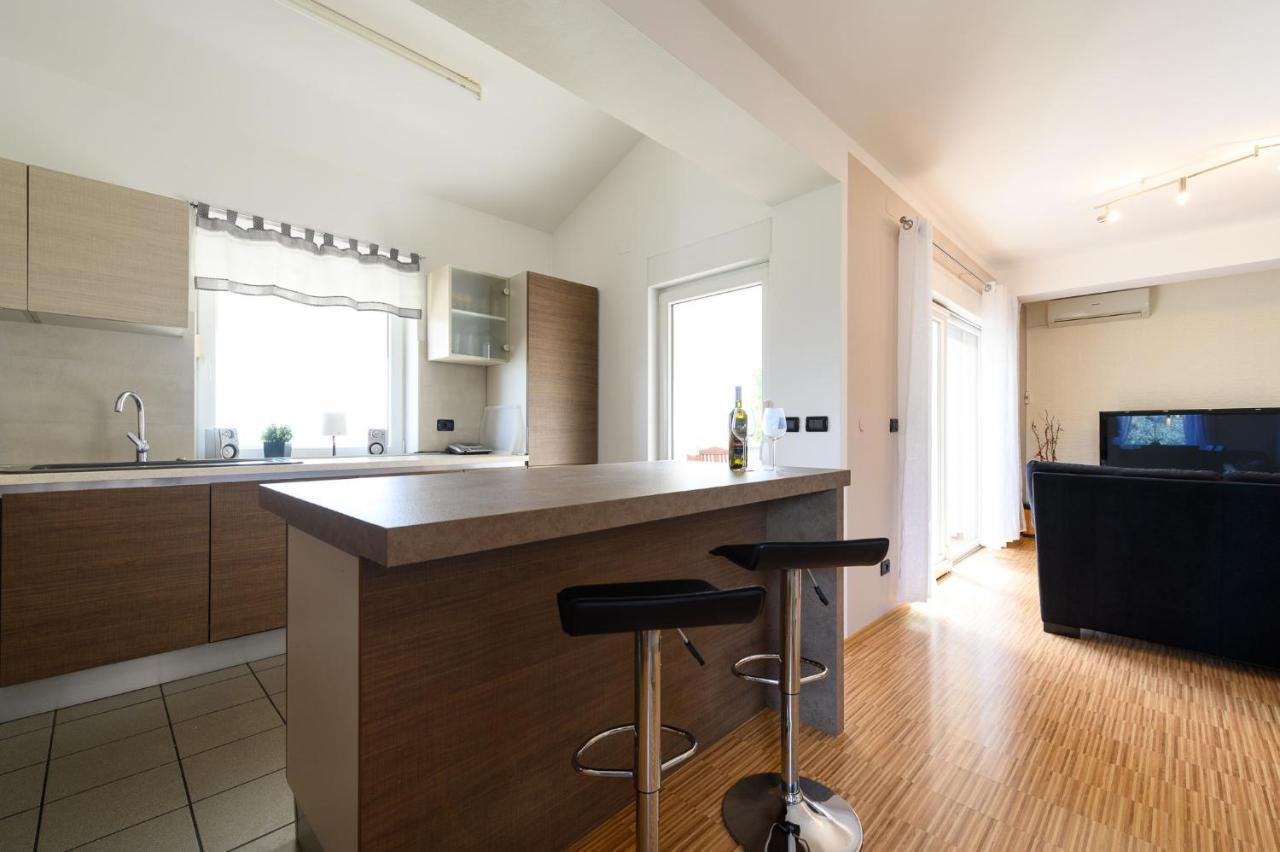 Villa Elisa Kaštelir Extérieur photo