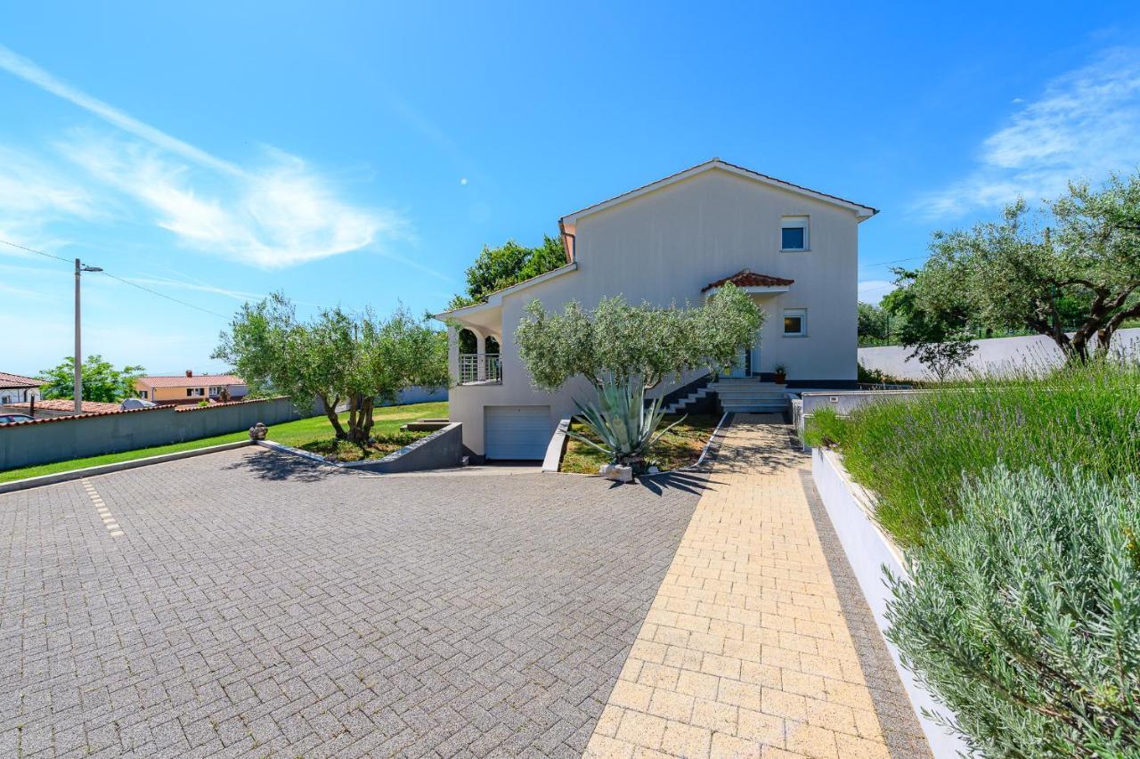 Villa Elisa Kaštelir Extérieur photo