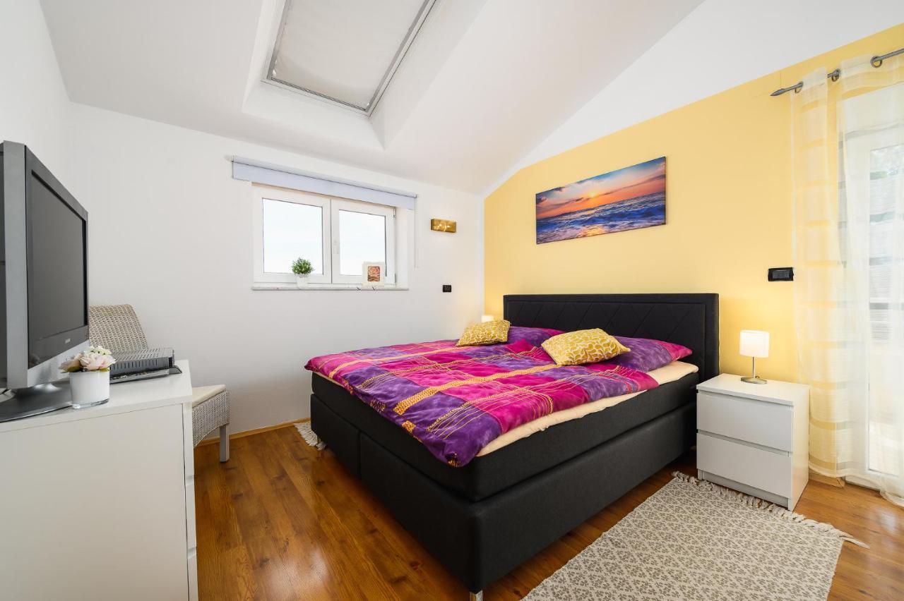 Villa Elisa Kaštelir Extérieur photo